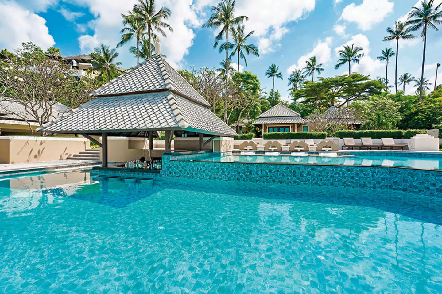 Fair House Villas & Spa OUTDOOR_POOL