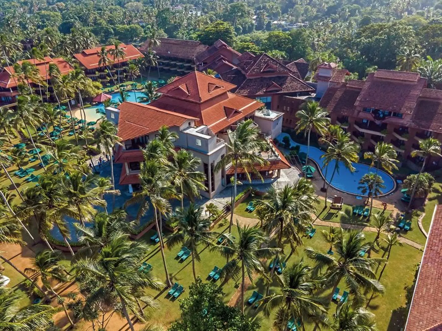Royal Palms Beach Hotel EXTERIOR