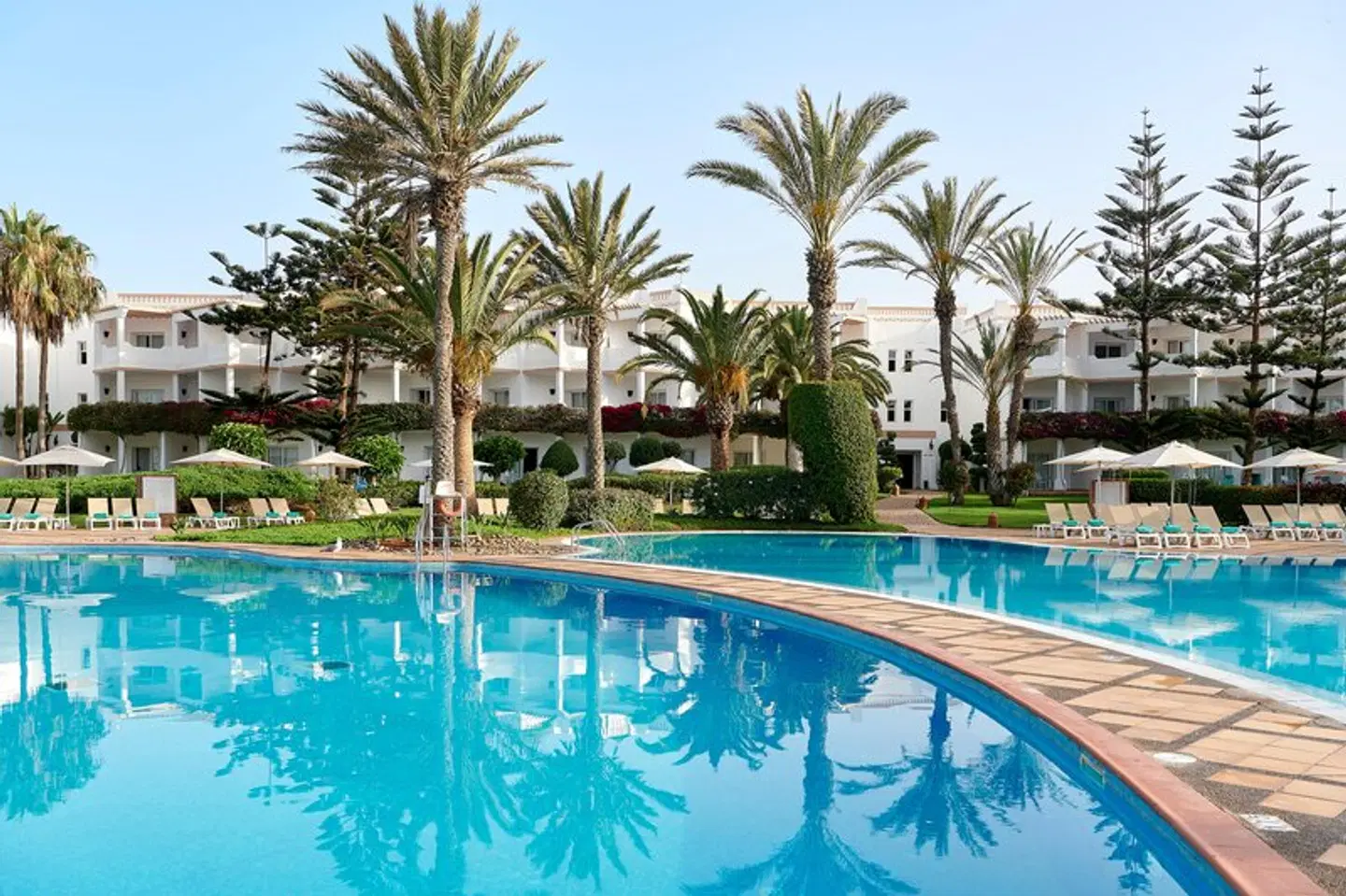 Iberostar Waves Founty Beach OUTDOOR_POOL