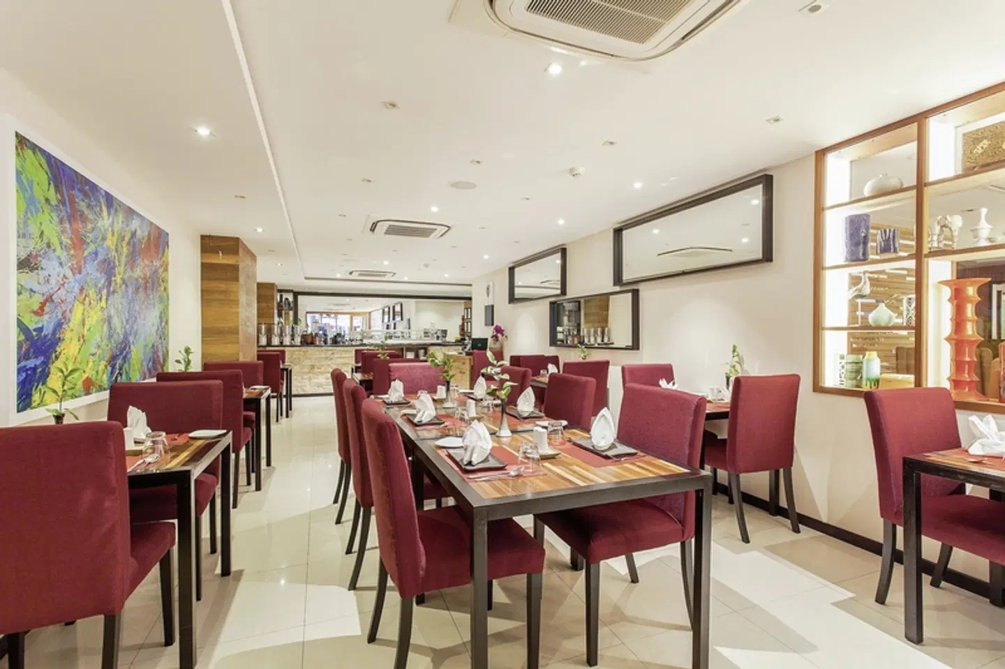 The Somerset Hotel RESTAURANT