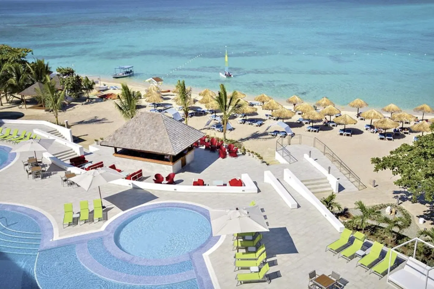 Grand Decameron Cornwall Beach, A Trademark All-Inclusive Resort BEACH