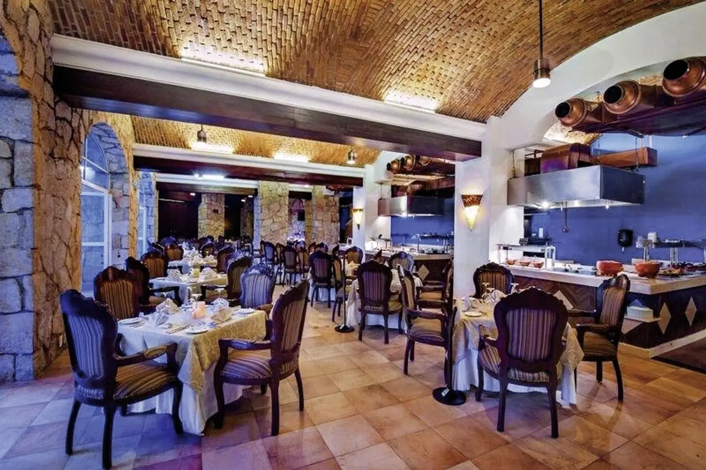 Wyndham Alltra Playa del Carmen RESTAURANT