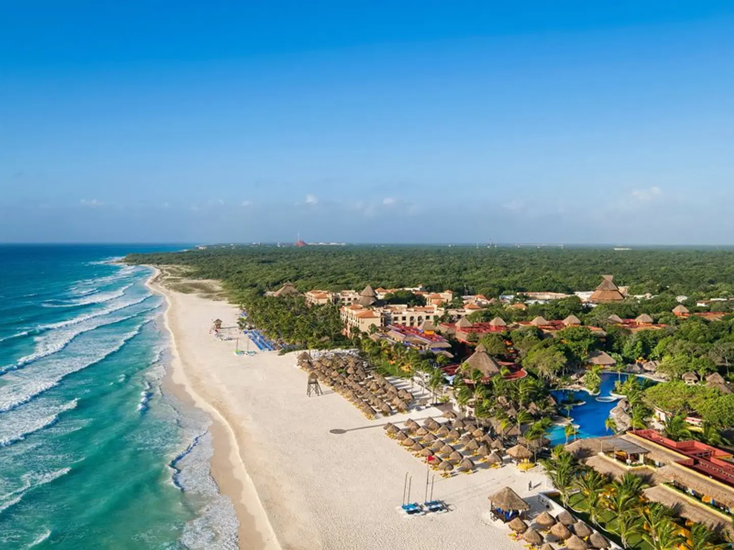 Iberostar Waves Quetzal BEACH