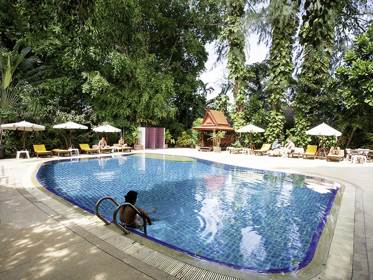 Tropica Bungalows OUTDOOR_POOL