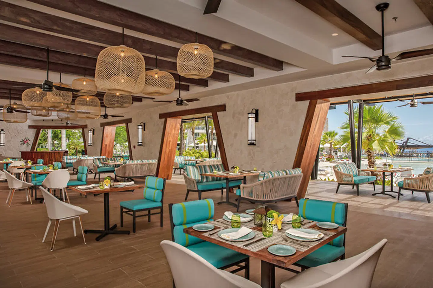 Dreams Natura Resort & Spa RESTAURANT