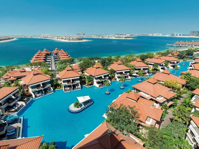 Anantara The Palm Dubai Resort EXTERIOR