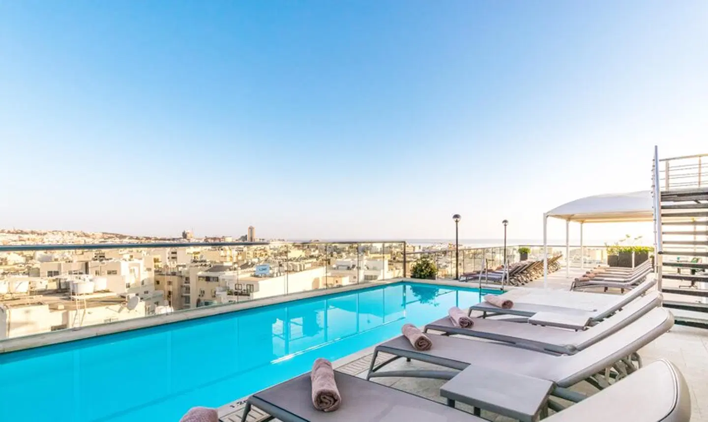 AX Victoria Hotel OUTDOOR_POOL