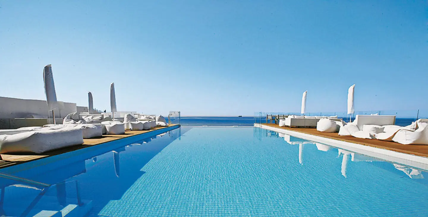 The Sindbad OUTDOOR_POOL