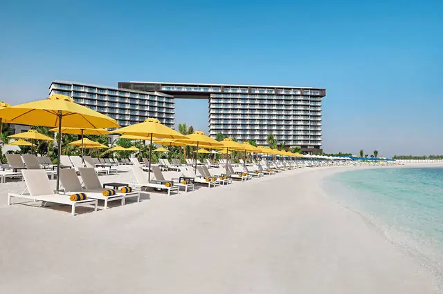 Mövenpick Resort Al Marjan Island BEACH