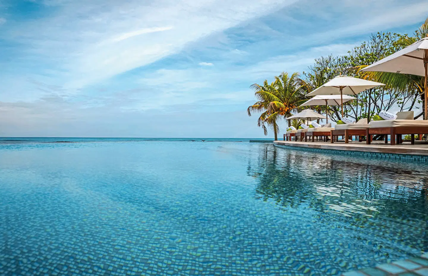 Denis Private Island OUTDOOR_POOL