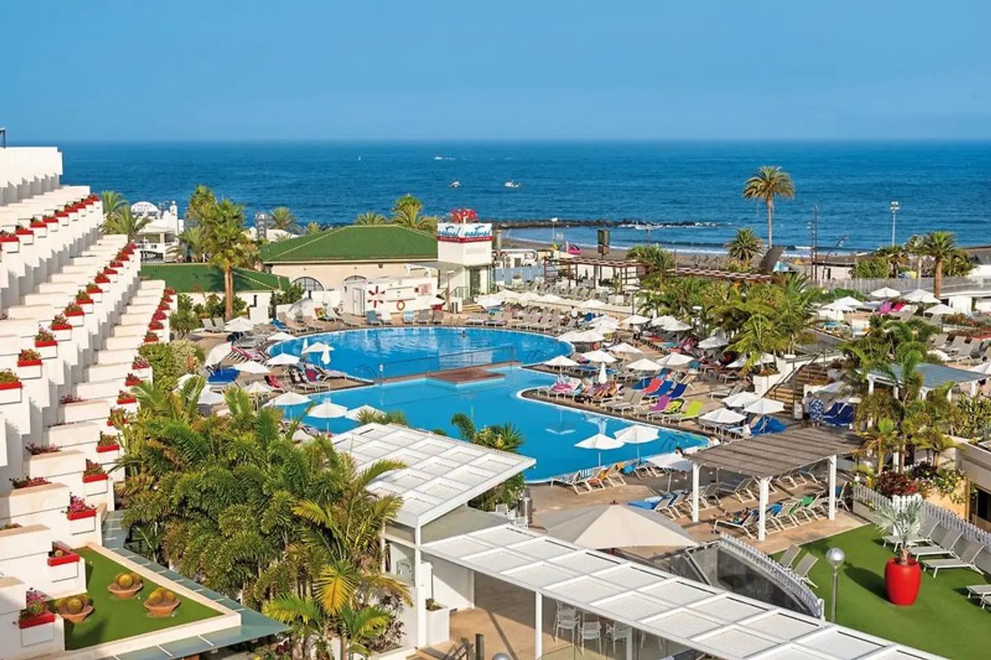 Alexandre Hotel Gala OUTDOOR_POOL