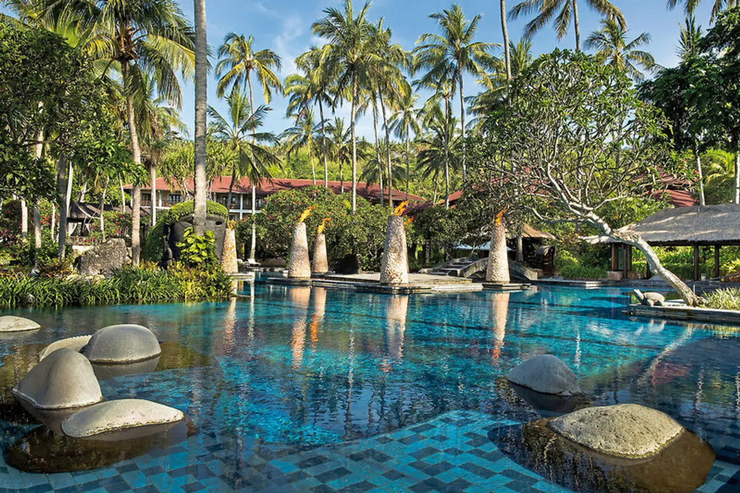 Sheraton Senggigi Beach Resort OUTDOOR_POOL