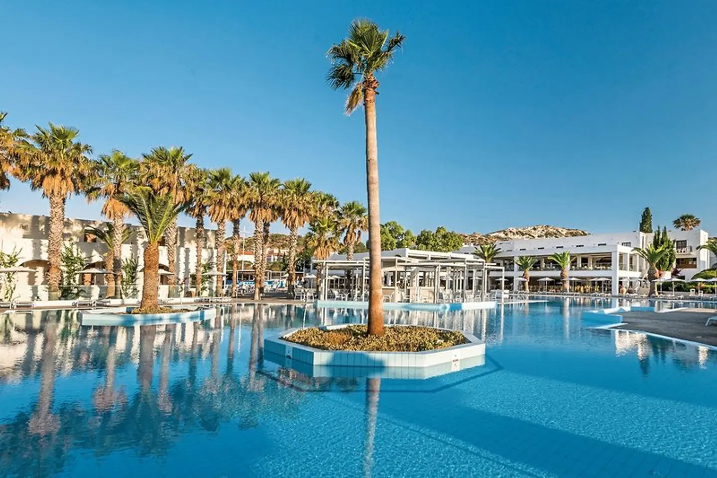 Porto Bello Beach Hotel & Aqua Park OUTDOOR_POOL
