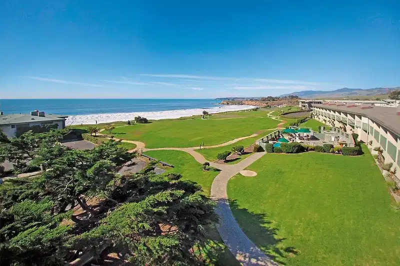 Cavalier Oceanfront Resort – Hotelfoto