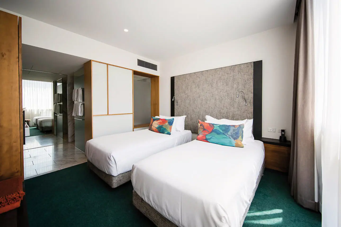 The Old Clare Hotel ROOM_EXAMPLE