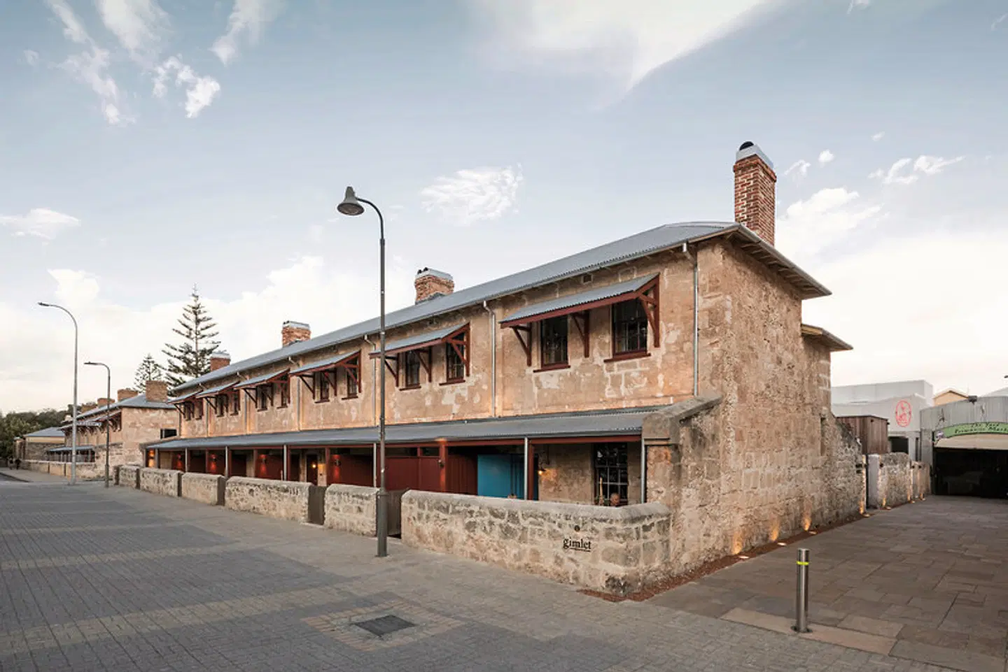 The Warders Hotel EXTERIOR