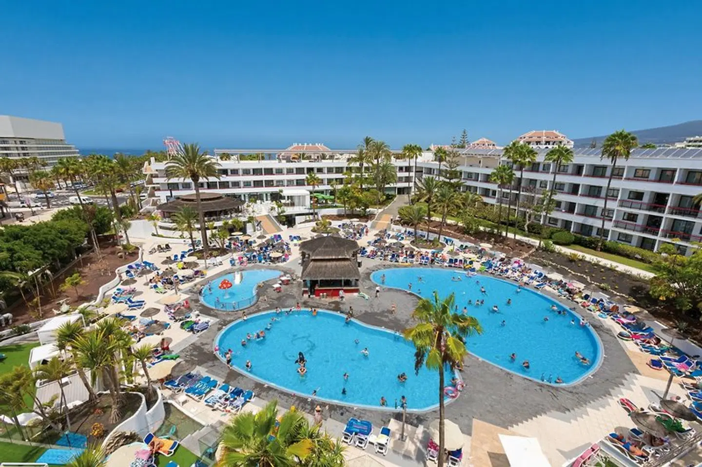 Alexandre Hotel La Siesta OUTDOOR_POOL