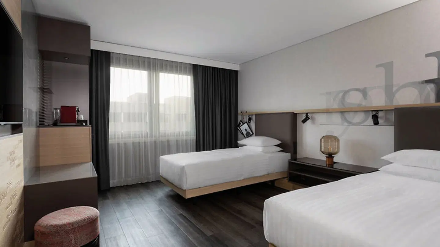 Frankfurt Airport Marriott Hotel ROOM_EXAMPLE