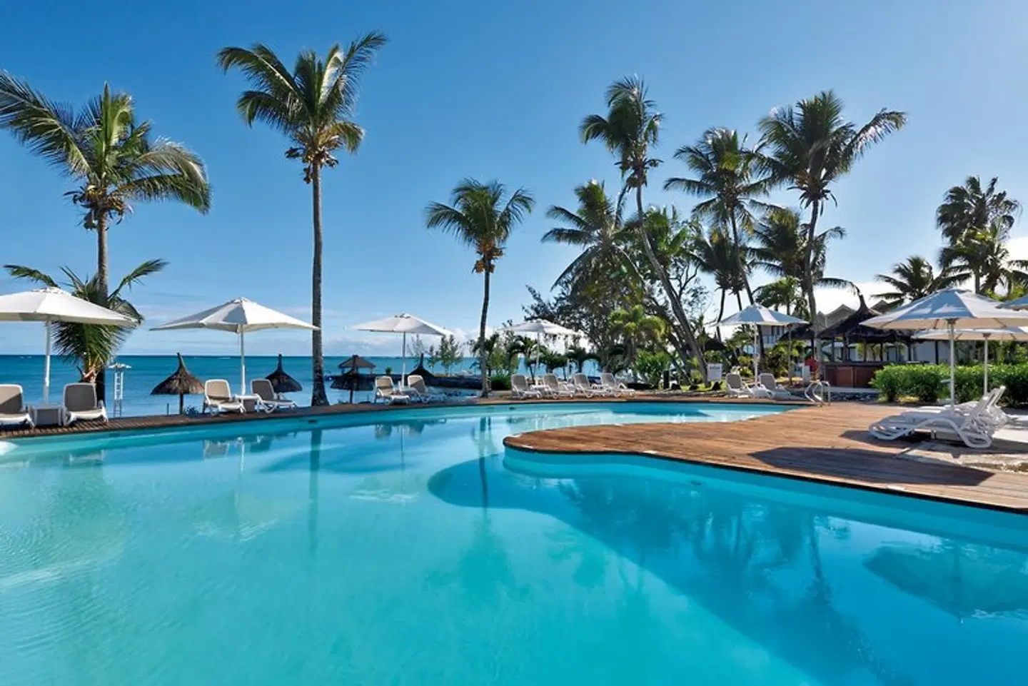 Coral Azur Beach Resort OUTDOOR_POOL