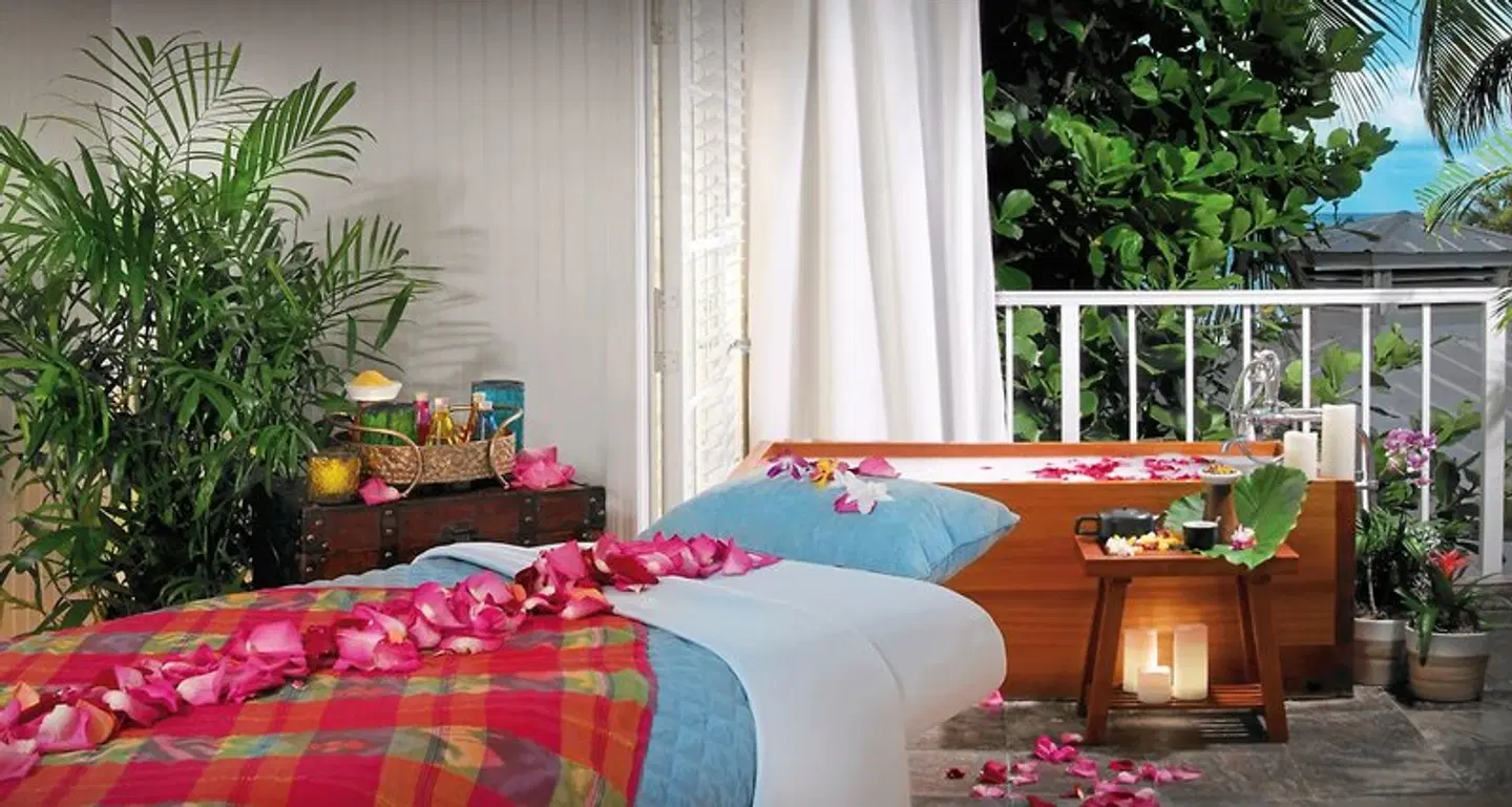 Ocean Key Resort ROOM_EXAMPLE