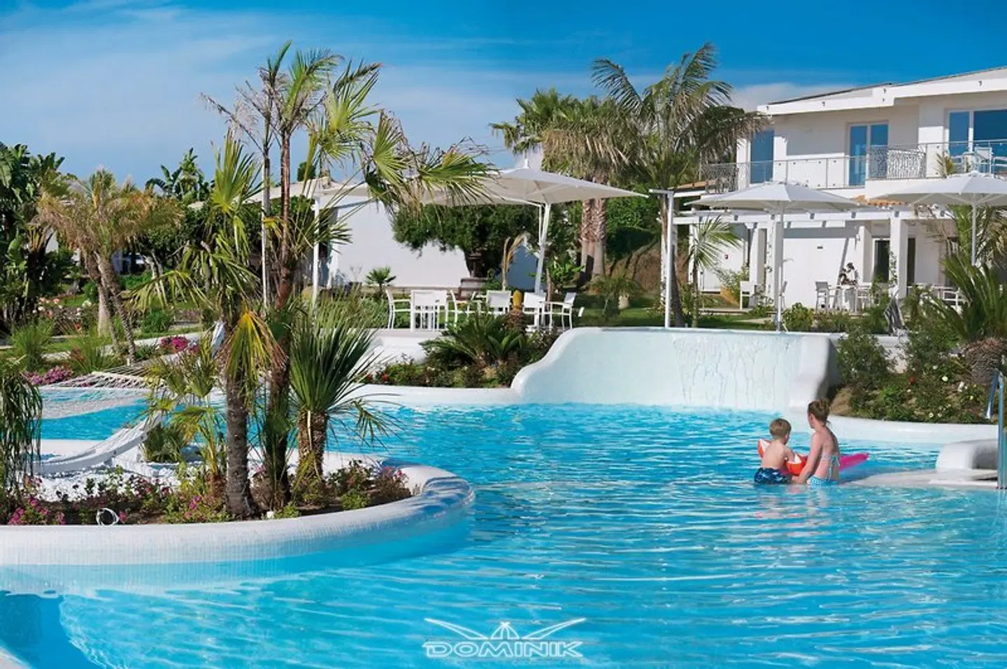Borgo Donna-Canfora OUTDOOR_POOL