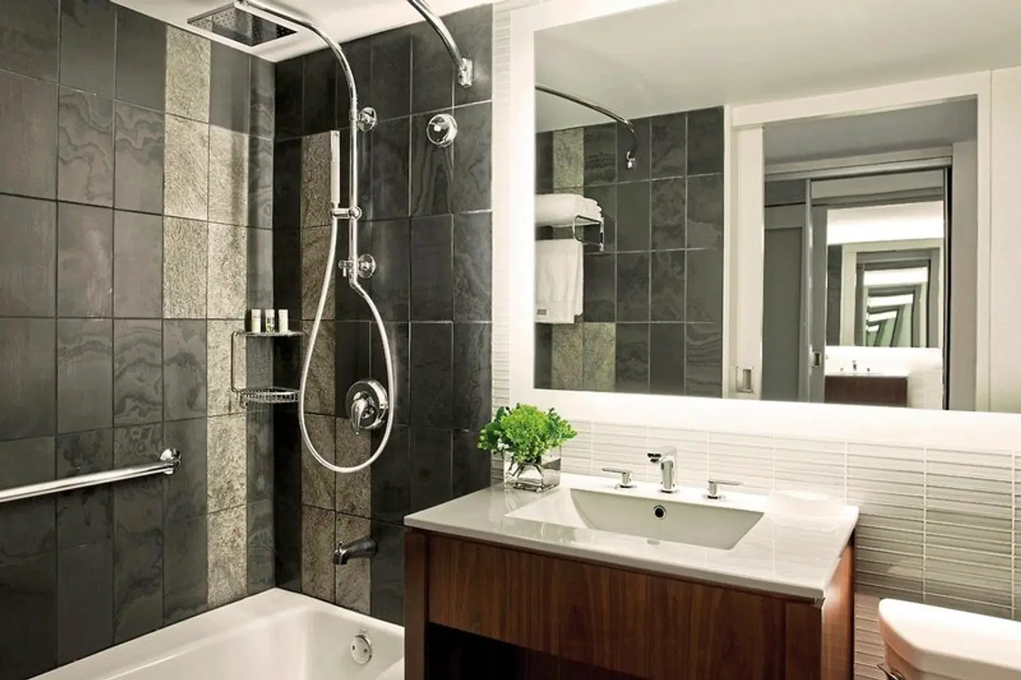 The Westin New York at Times Square Badezimmer