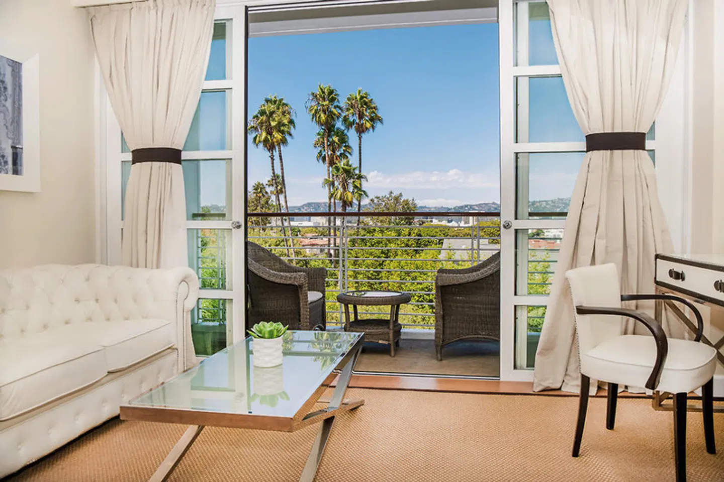 Cameo Beverly Hills ROOM_EXAMPLE