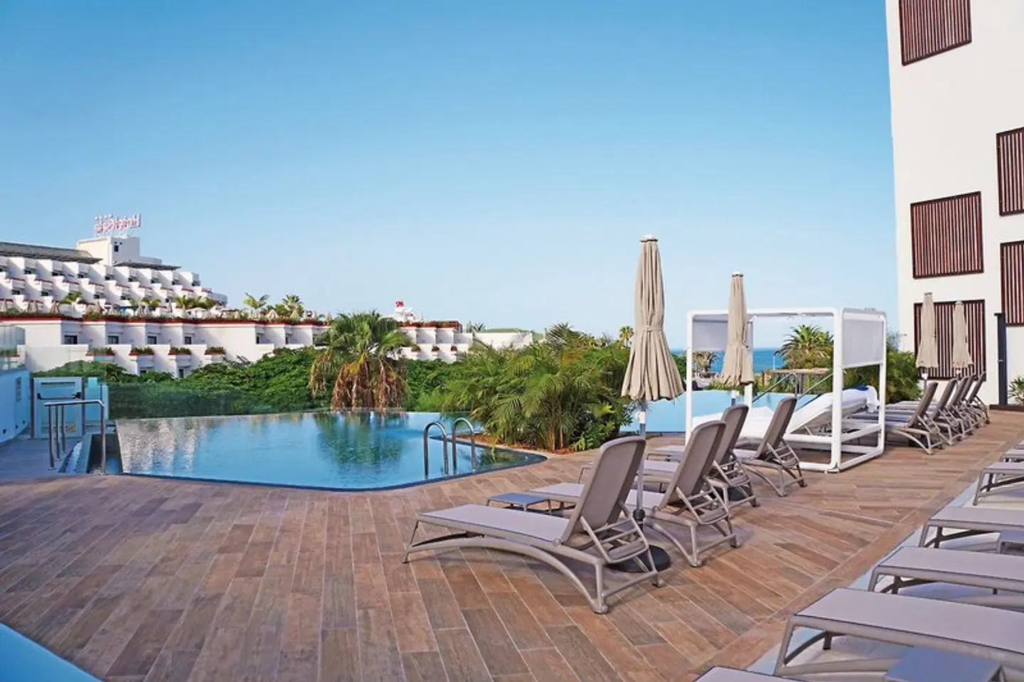 Alexandre Hotel Troya OUTDOOR_POOL