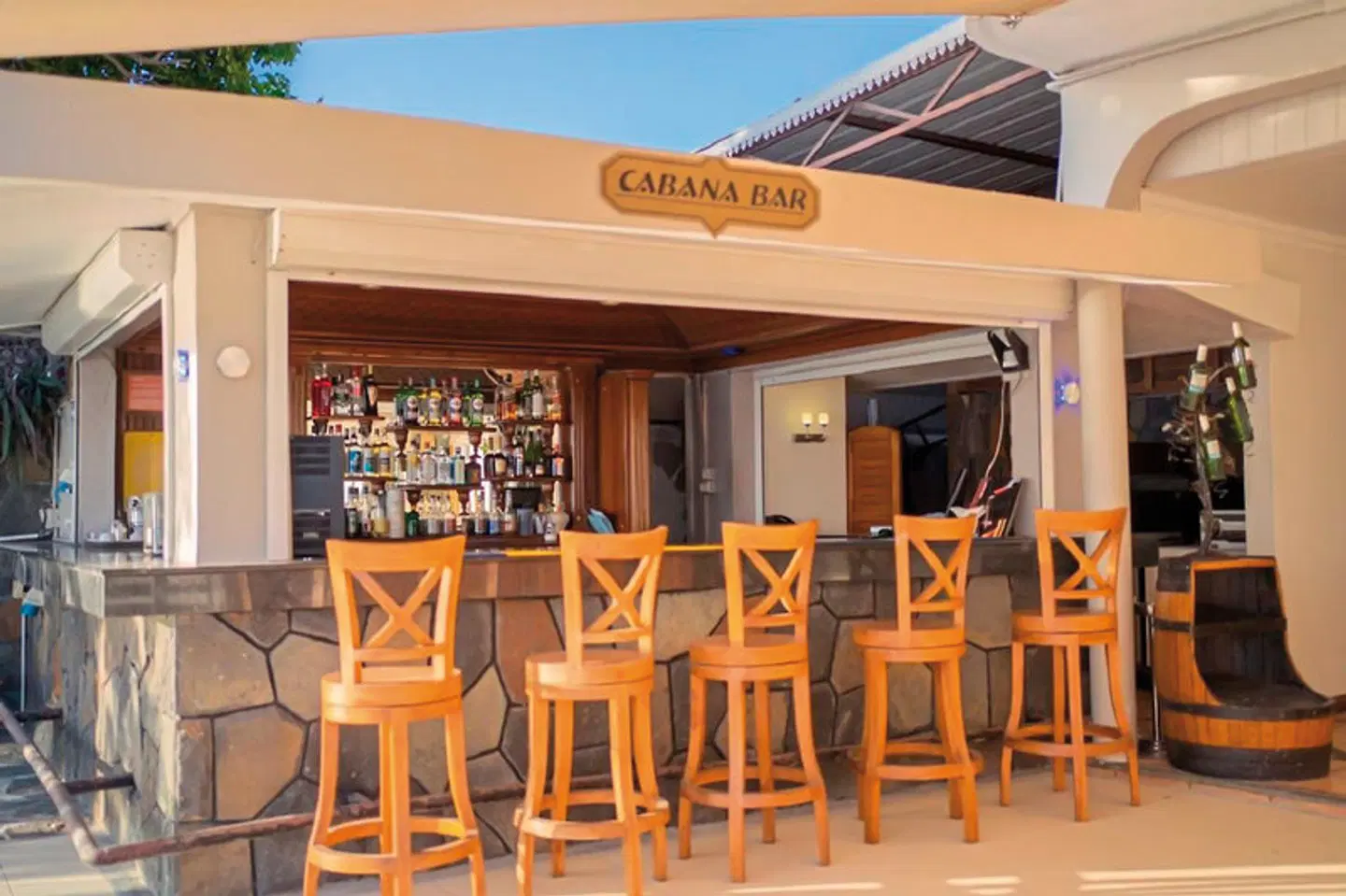 Gold Beach Resort & Spa Bar