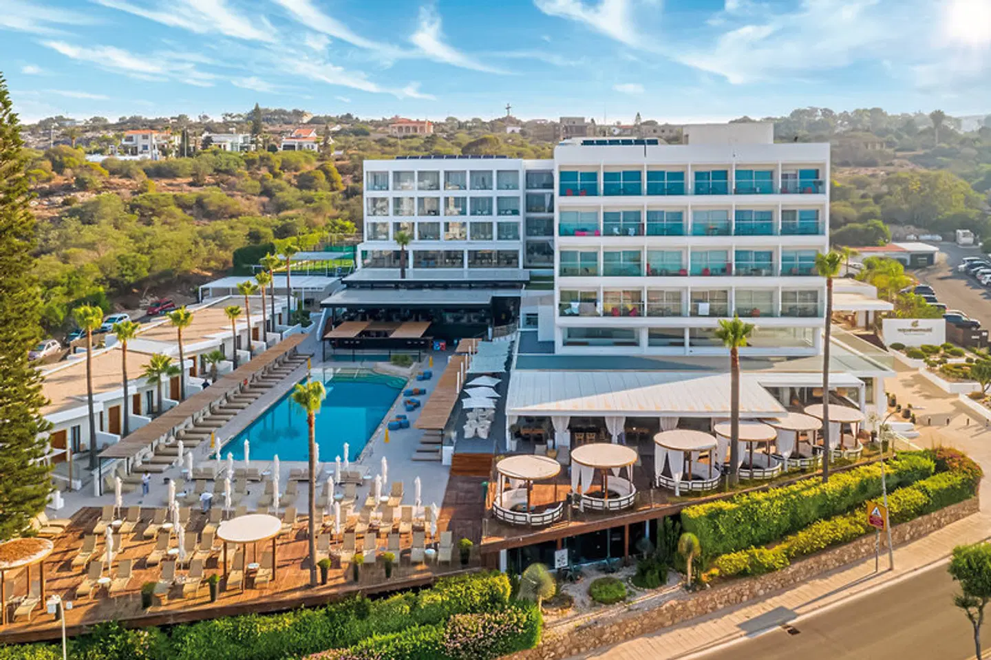 Napa Mermaid Hotel & Suites EXTERIOR