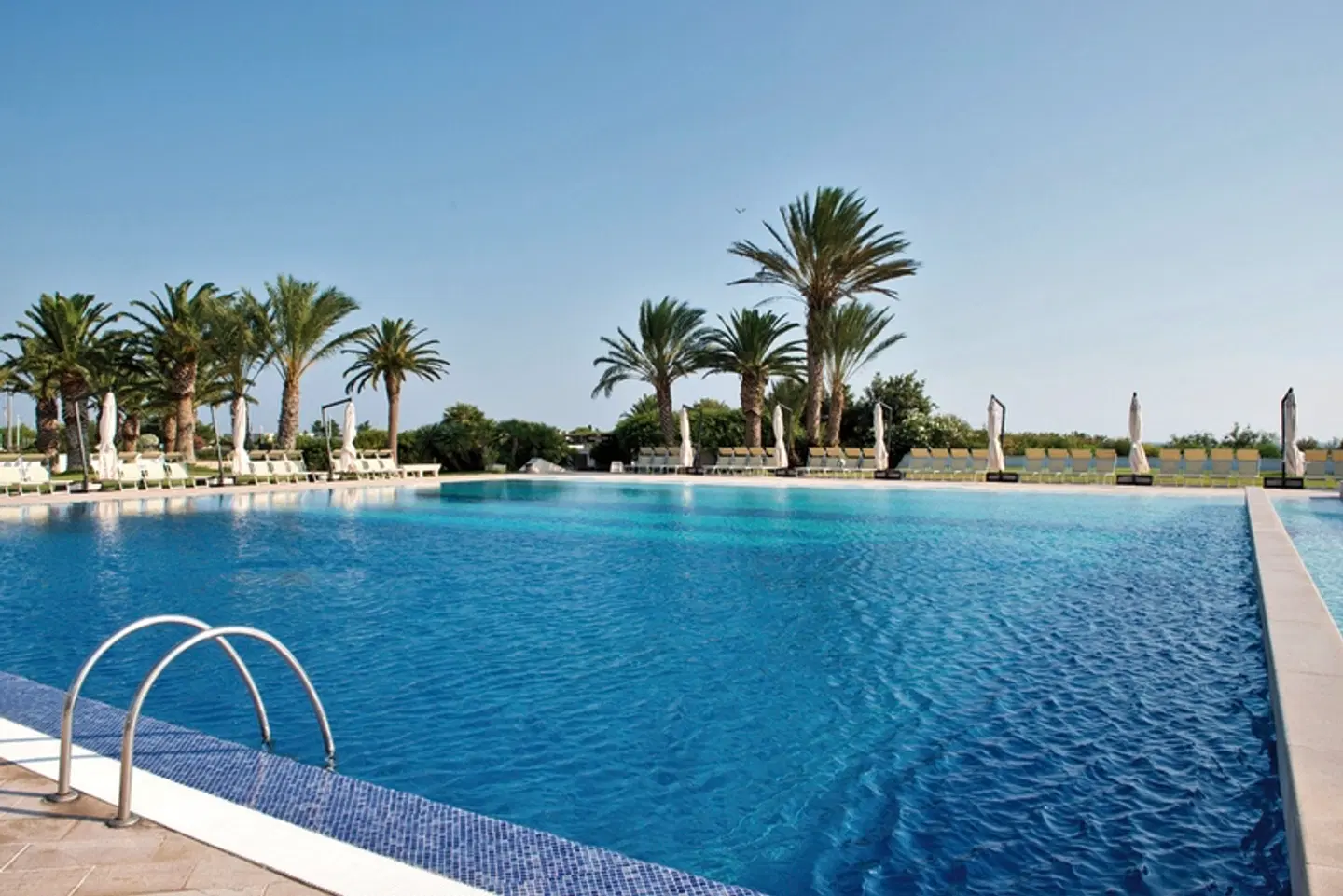 Grand Hotel Masseria Santa Lucia OUTDOOR_POOL