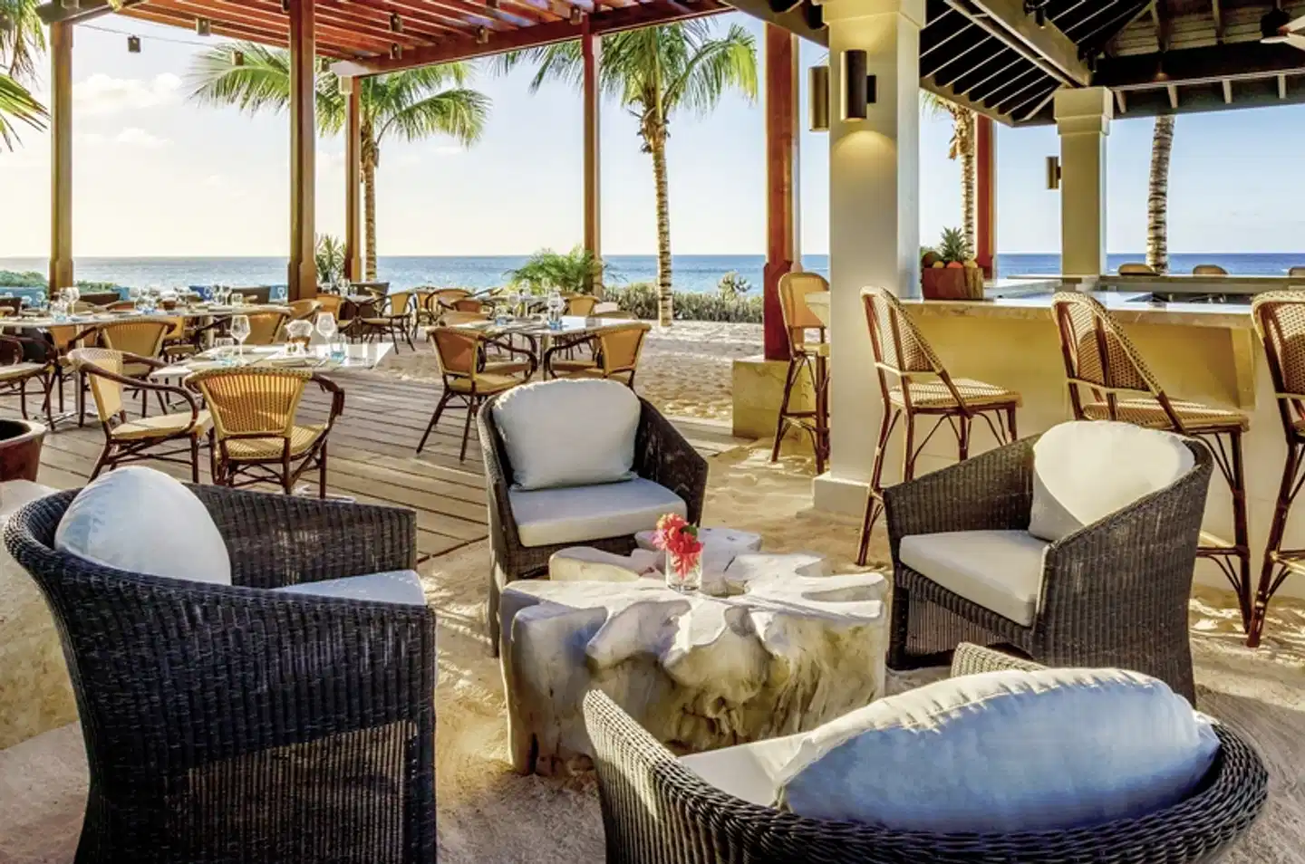 Zemi Beach House Resort & Spa Terrasse