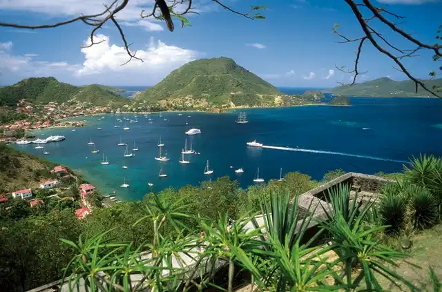 100 % Guadeloupe - Erlebnis Schmetterlingsinsel Landschaft