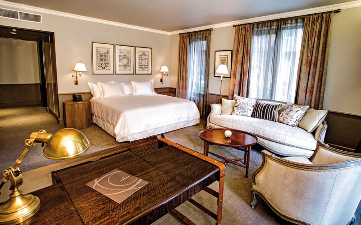 The Singular Santiago ROOM_EXAMPLE