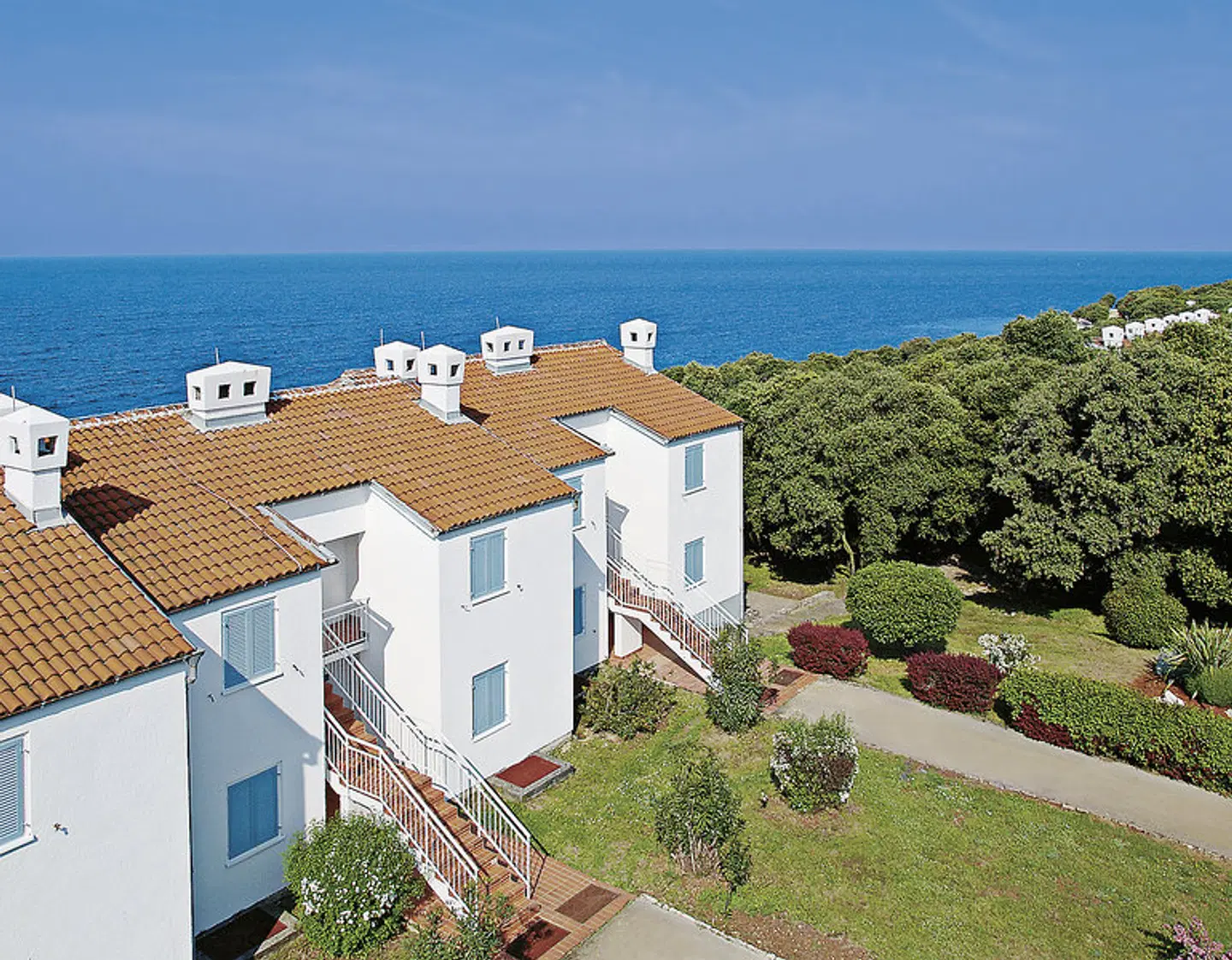 Lanterna Resort EXTERIOR