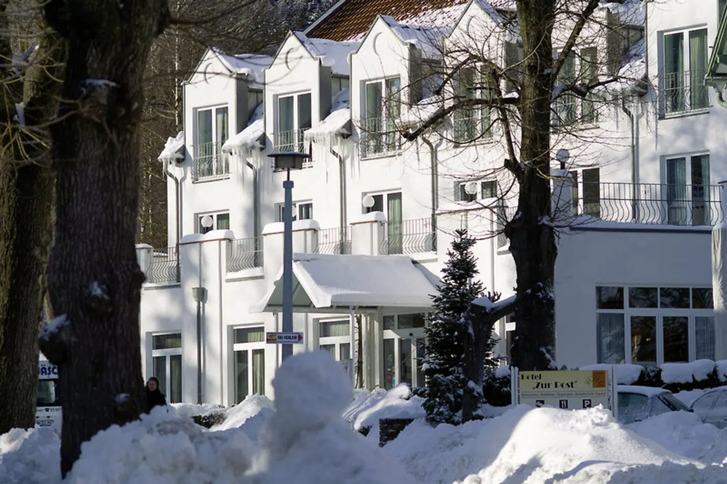 AKZENT Hotel Zur Post EXTERIOR