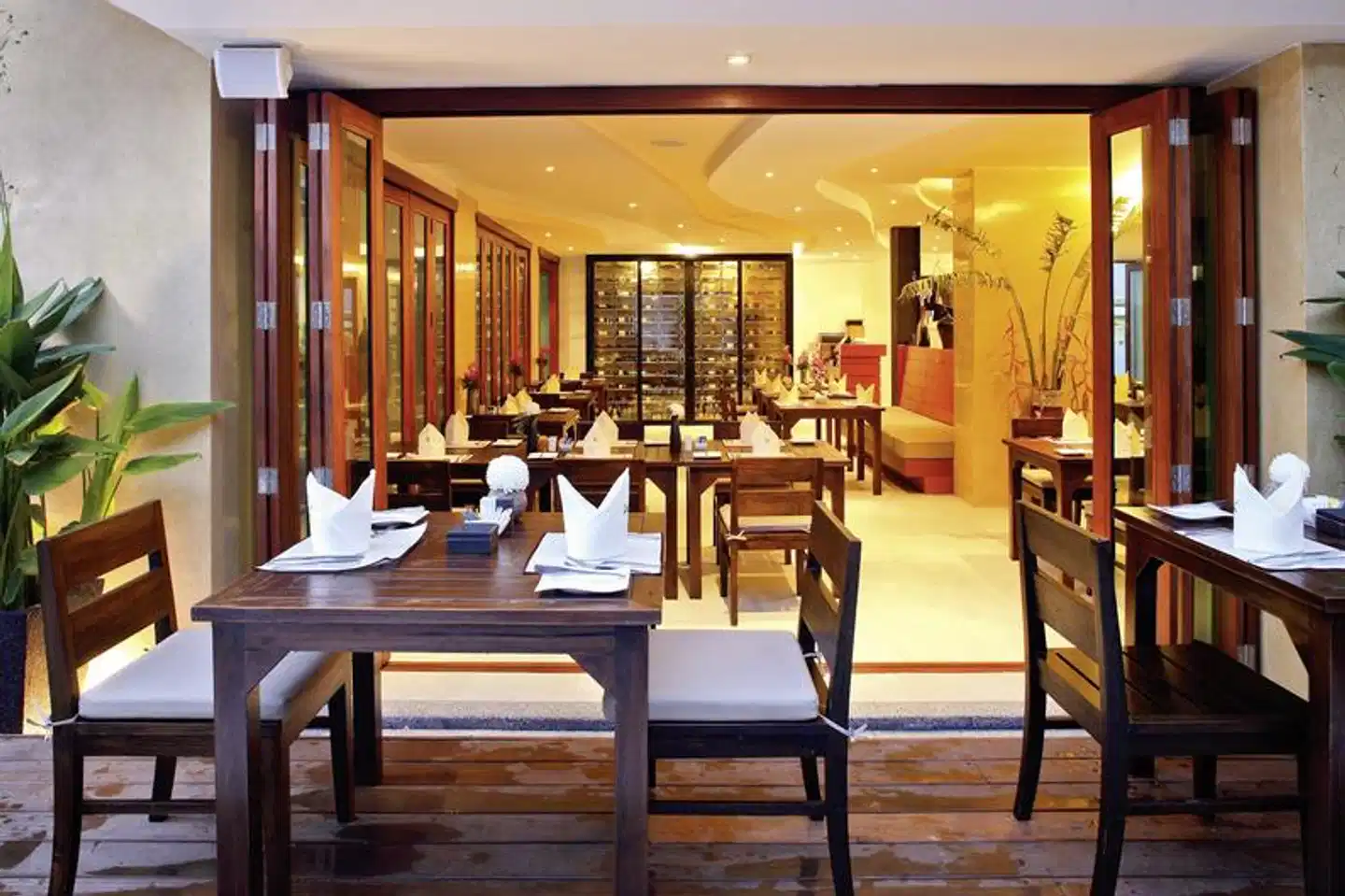 La Flora Resort Patong Restaurant