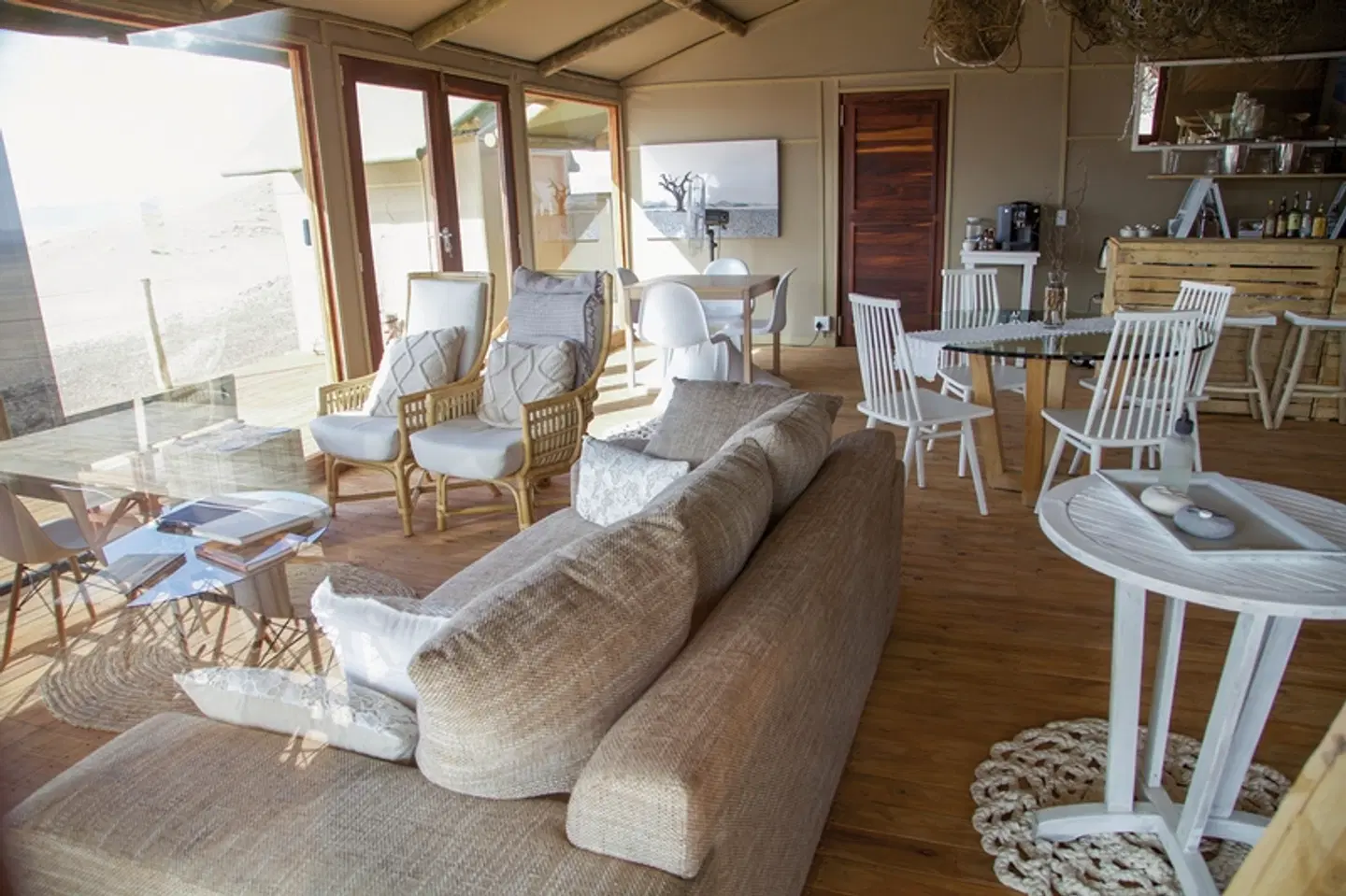 Kanaan N/aan ku se Desert Retreat LOUNGE_LOBBY