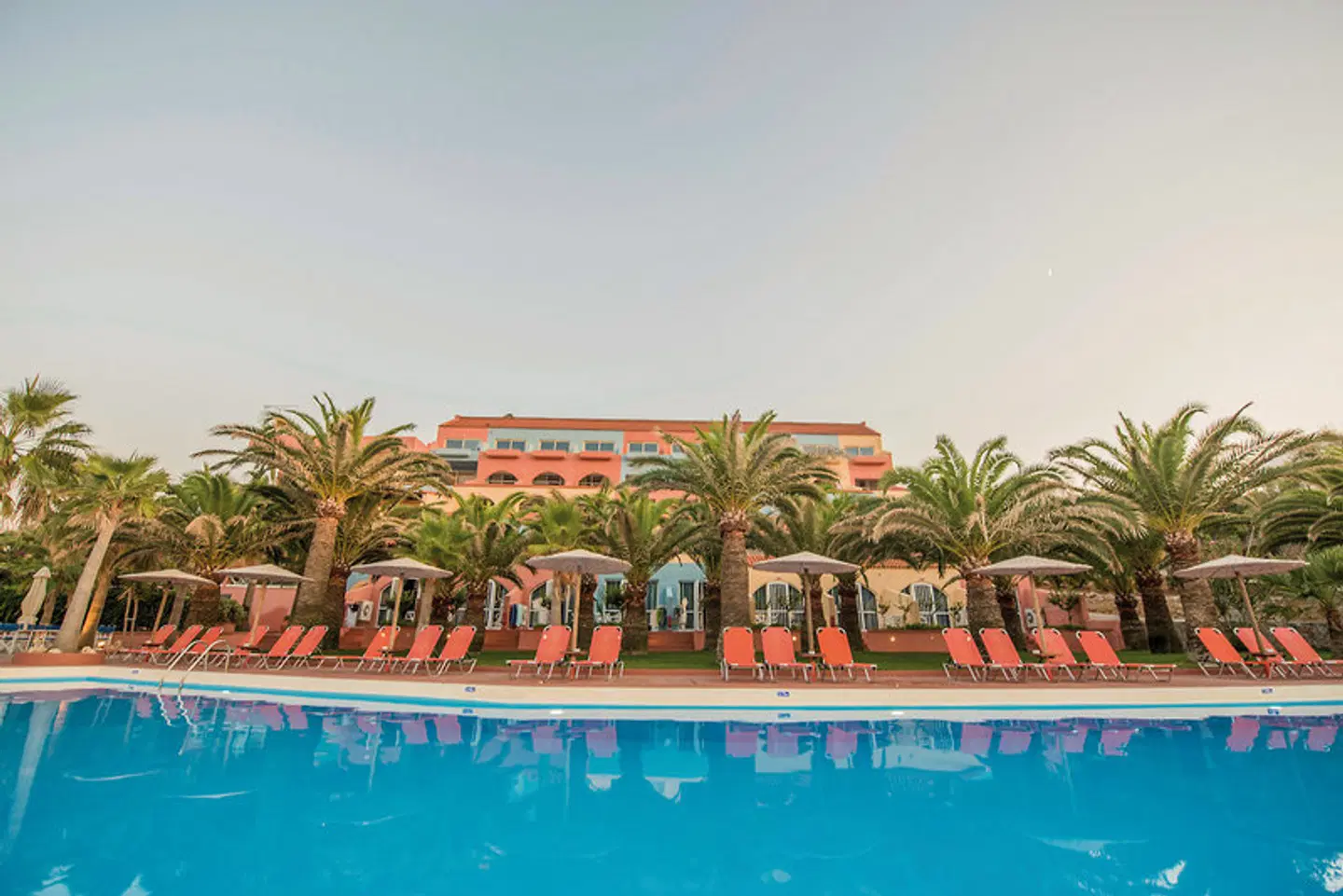 Europa Resort Hotel OUTDOOR_POOL