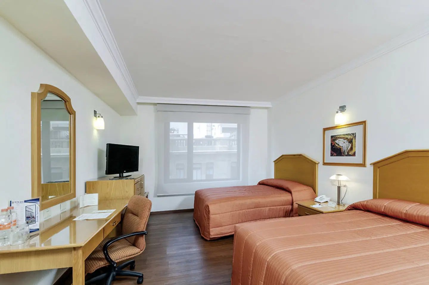 Ritz ROOM_EXAMPLE