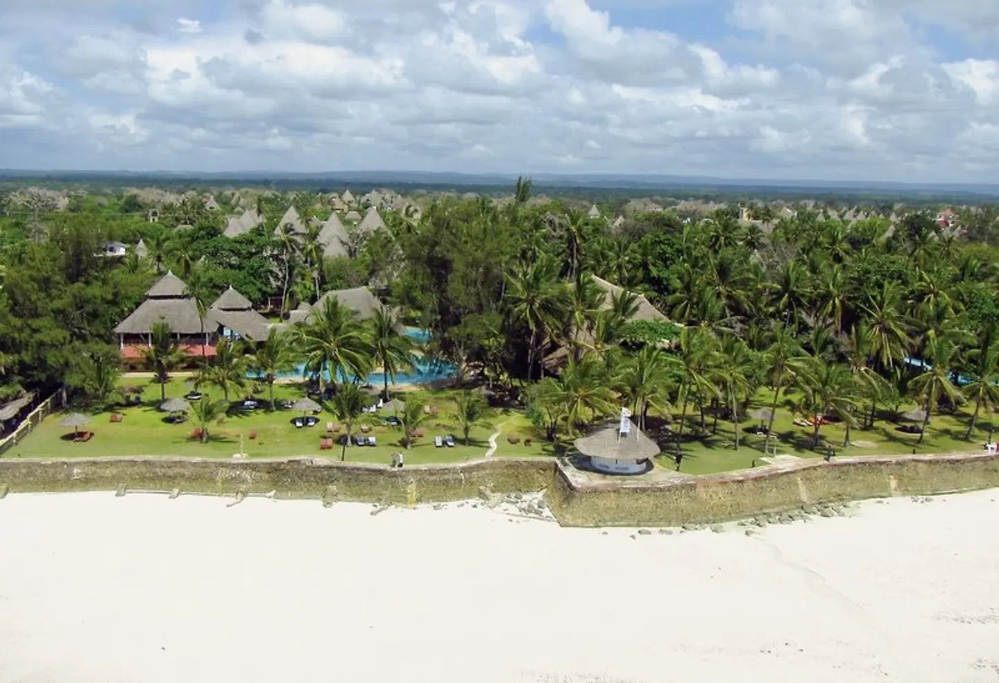 Neptune Palm Beach Resort Strand