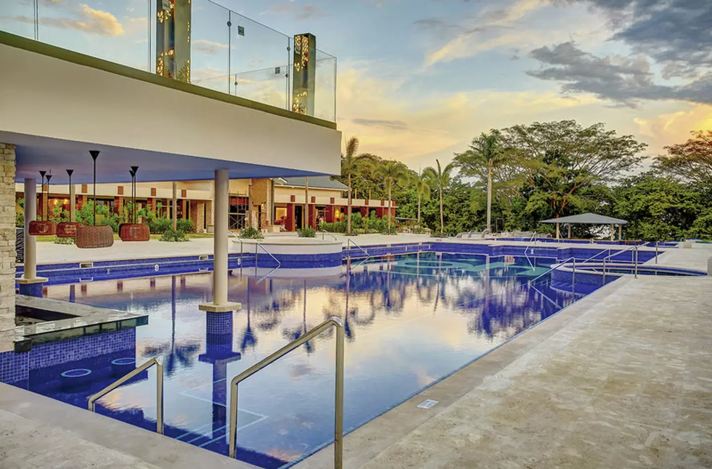 Planet Hollywood Costa Rica by Royalton, An Autograph Collection All-Inclusive Resort OUTDOOR_POOL