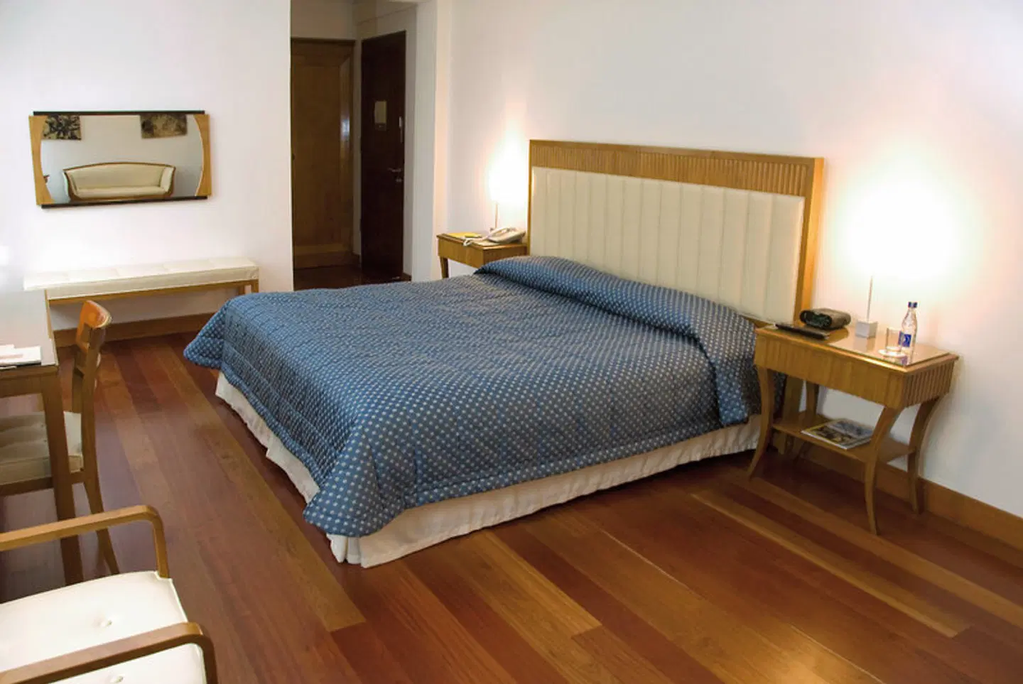 Hotel de la Opera ROOM_EXAMPLE