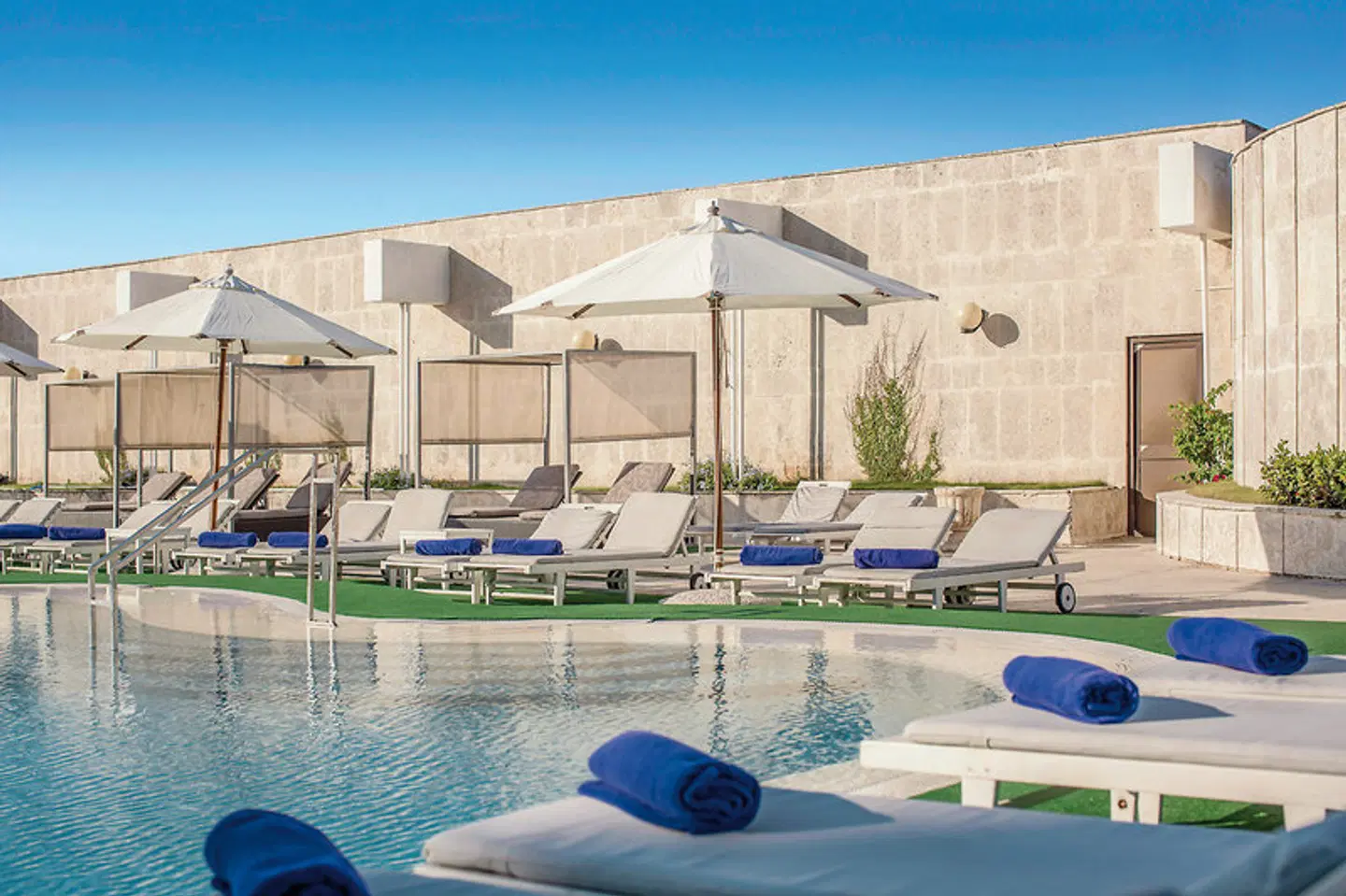 Meliá Cohiba OUTDOOR_POOL