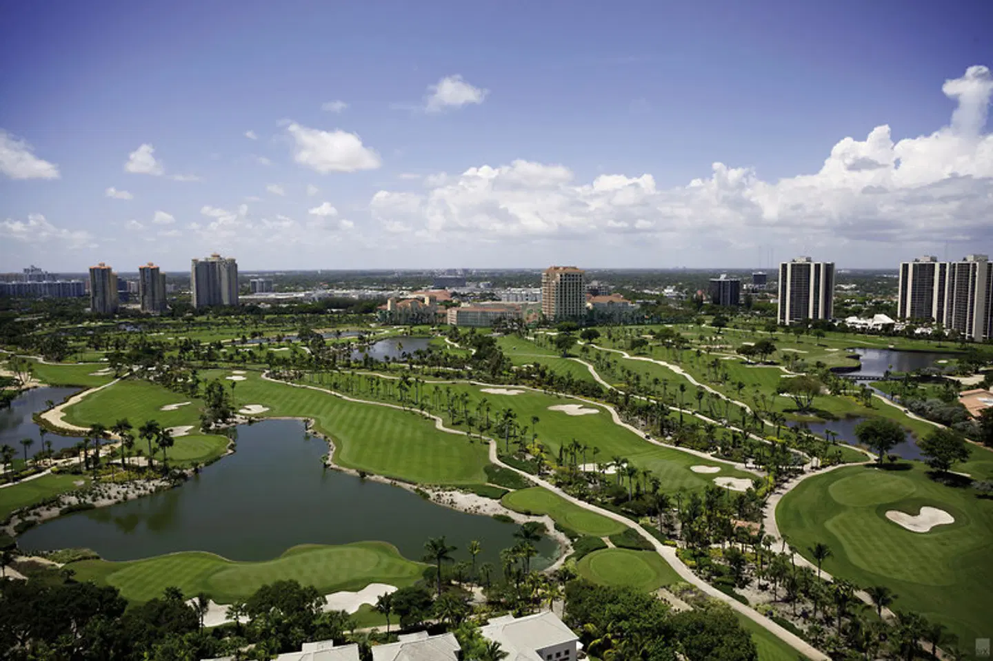 Marriott Turnberry Resort and Spa LANDSCAPE