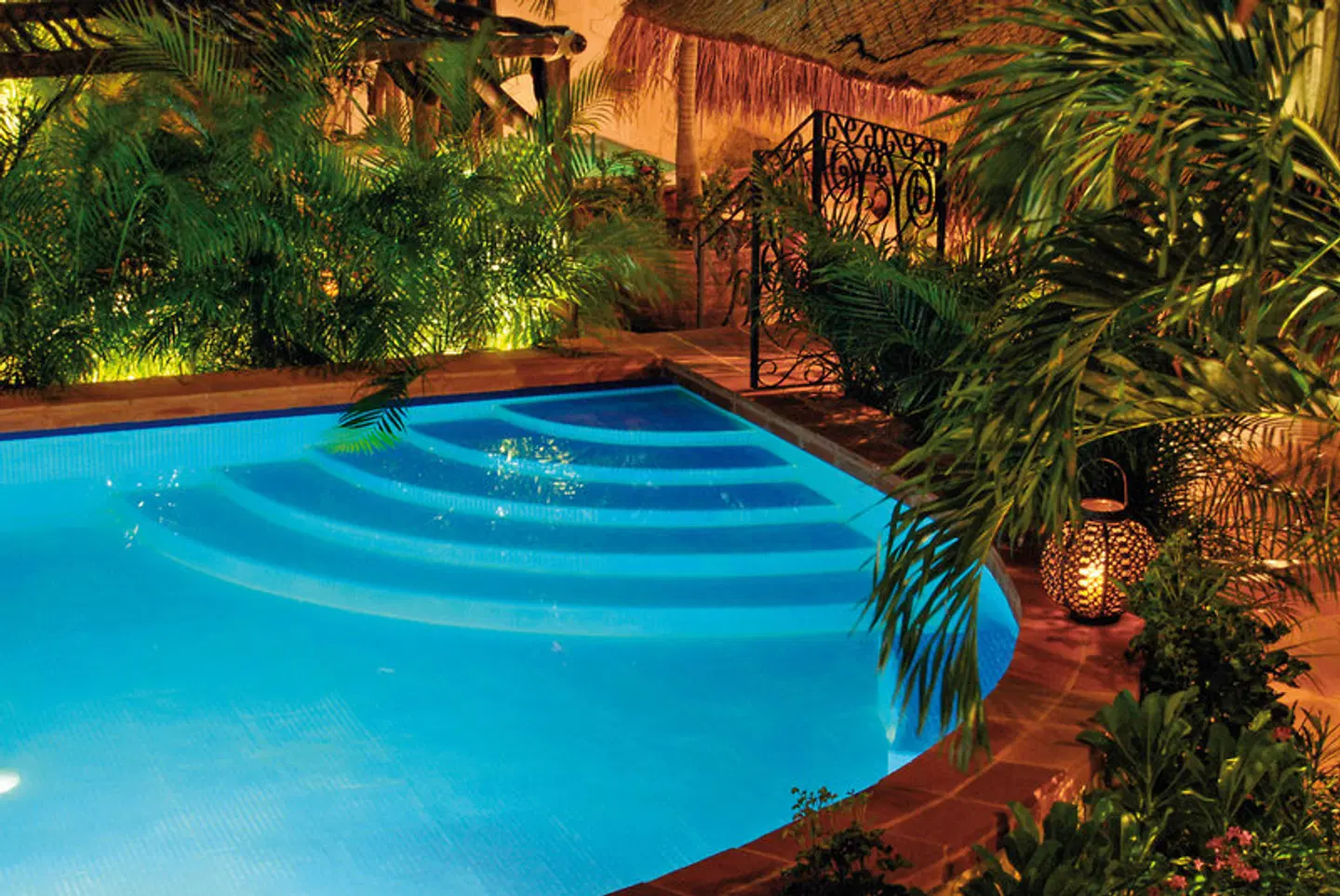 La Pasion Hotel Boutique by Bunik OUTDOOR_POOL