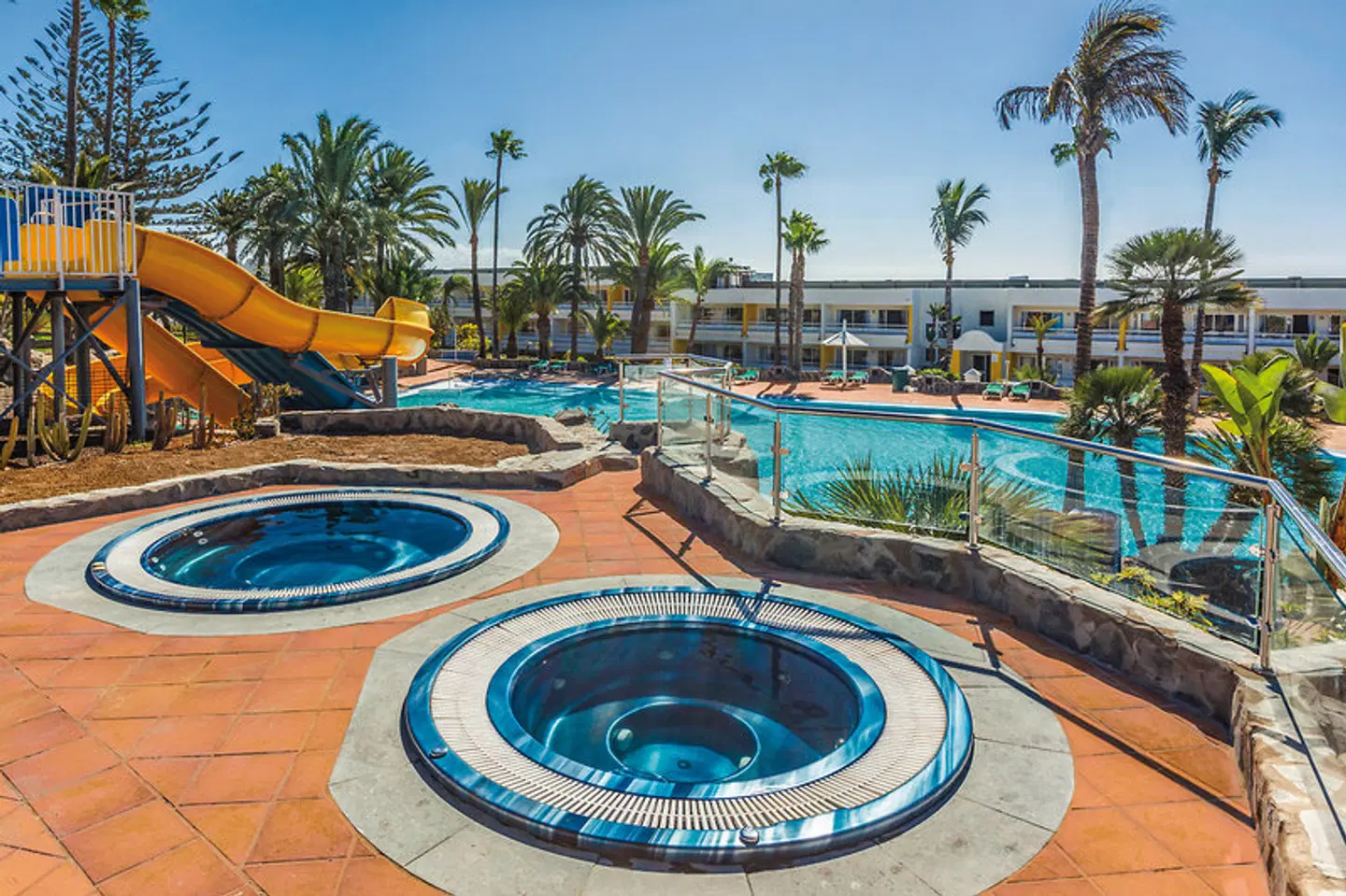 Abora Interclub Atlantic by Lopesan Hotels OUTDOOR_POOL