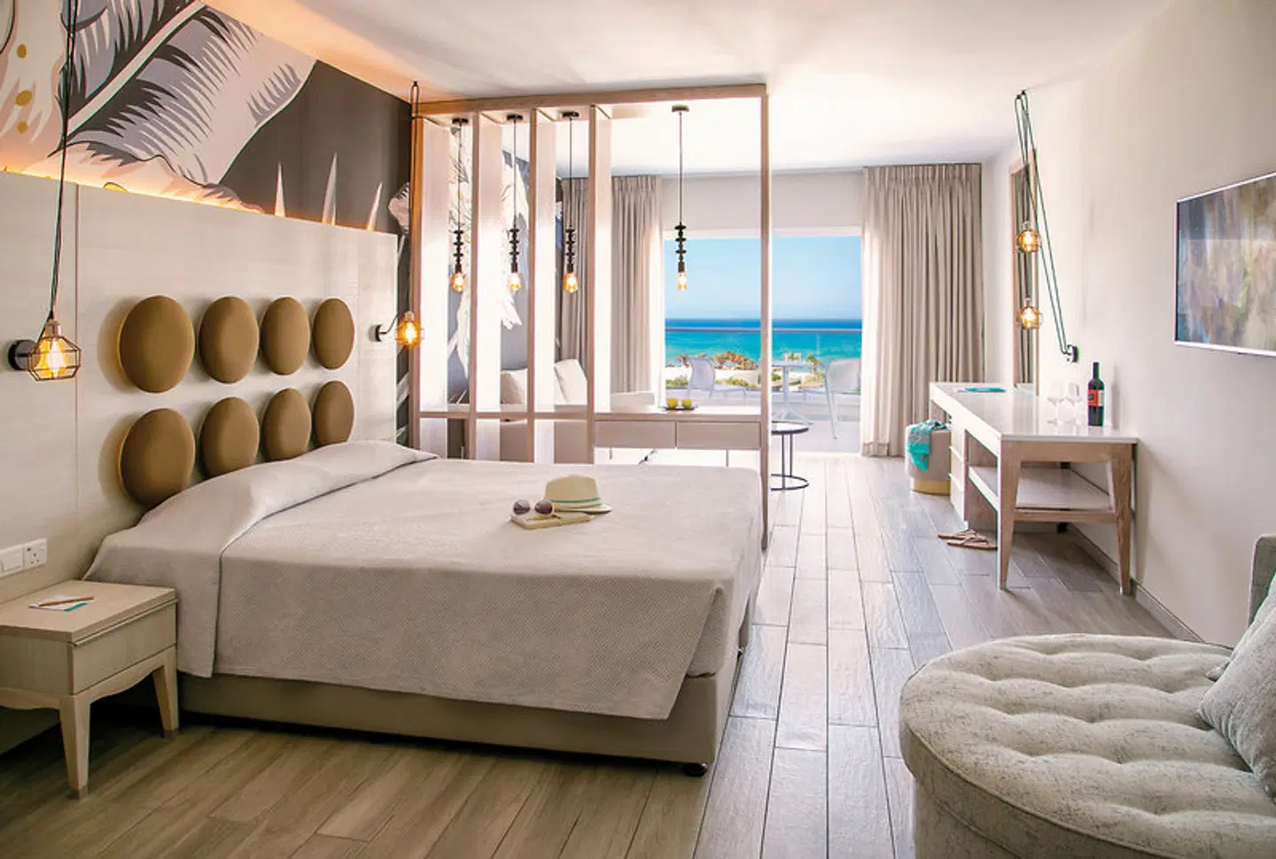 Vangelis Hotel & Suites ROOM_EXAMPLE