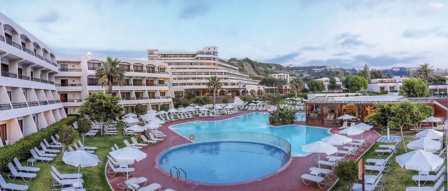 Sol by Meliá Cosmopolitan Rhodes OUTDOOR_POOL