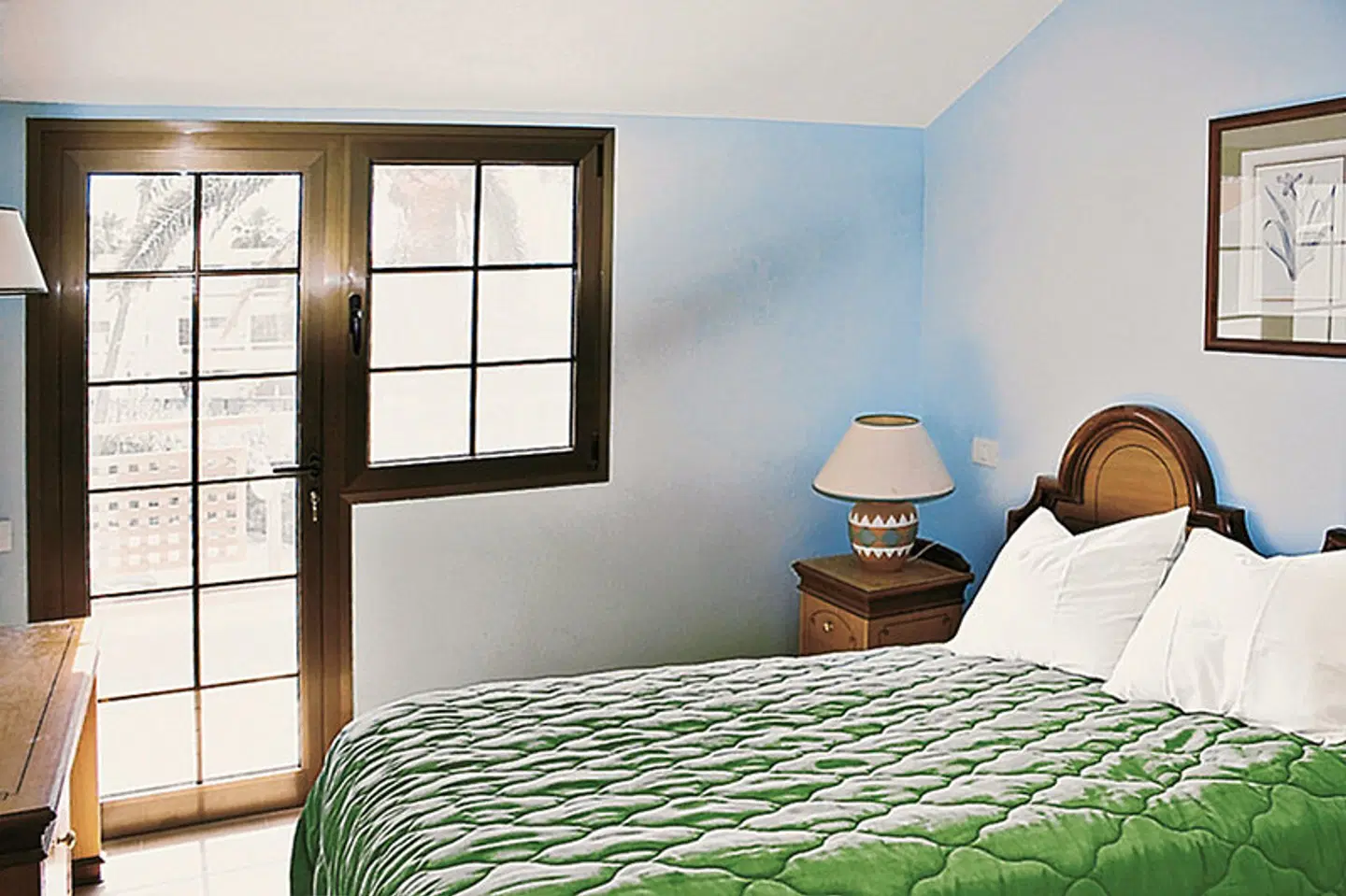 Playamar ROOM_EXAMPLE